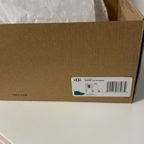 UGG Men’s Neumel Scatter Graphic - Size 8 - Picture 3 of 5